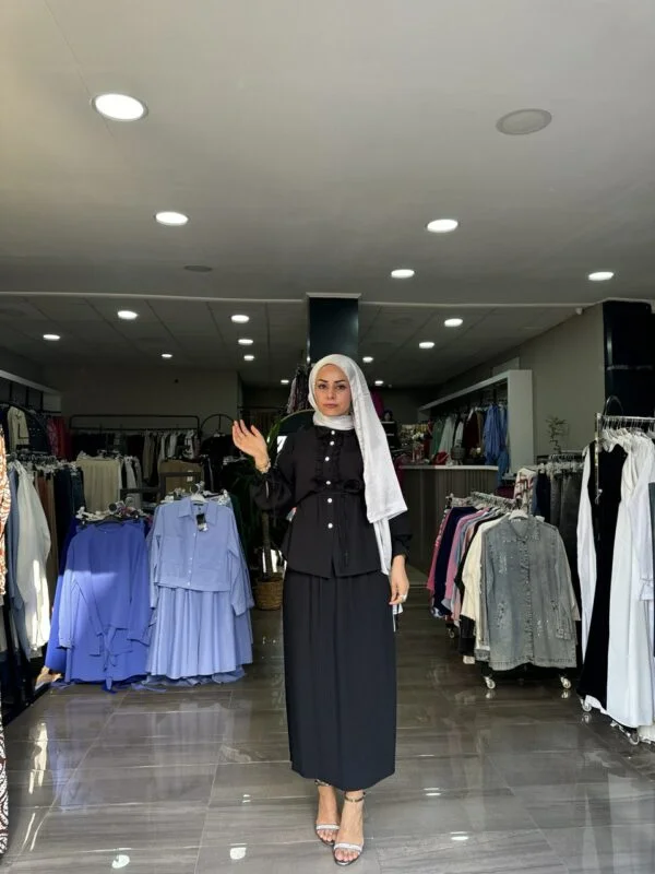Siyah Şık Etekli Takım - Görsel 2