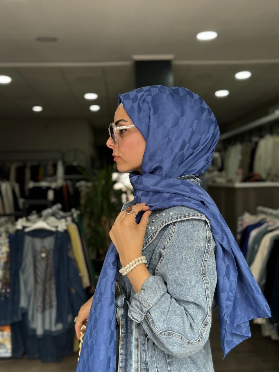 Mavi Jakar Şal - Görsel 3