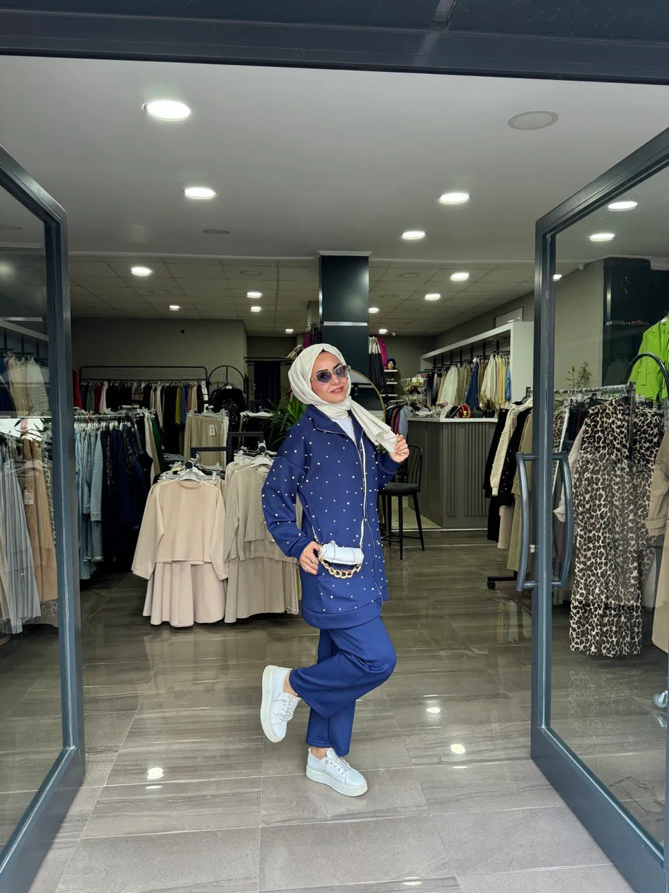 Mavi İnçili Scuba Giy Çık Takımımız - Görsel 3