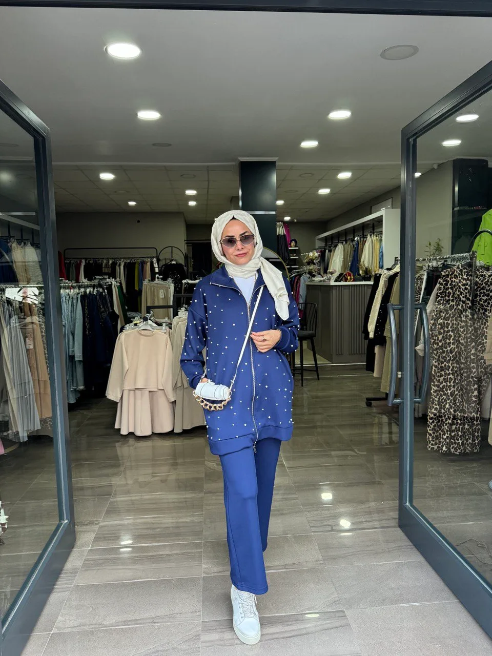 Mavi İnçili Scuba Giy Çık Takımımız - Görsel 2