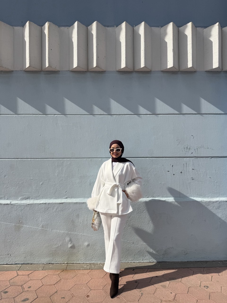 Kolları Kürklü Scuba Takım - Görsel 5