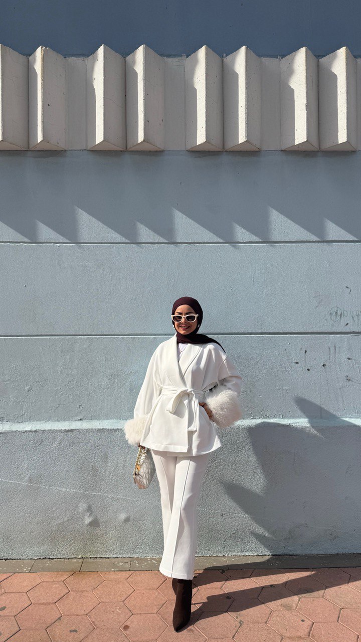 Kolları Kürklü Scuba Takım - Görsel 2