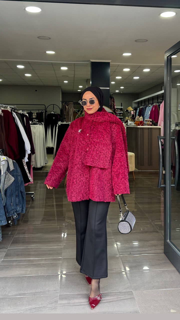 Atkı Detaylı, Önü Düğmeli, İthal Sakallı Kaşe Kumaştan Kap - Görsel 7