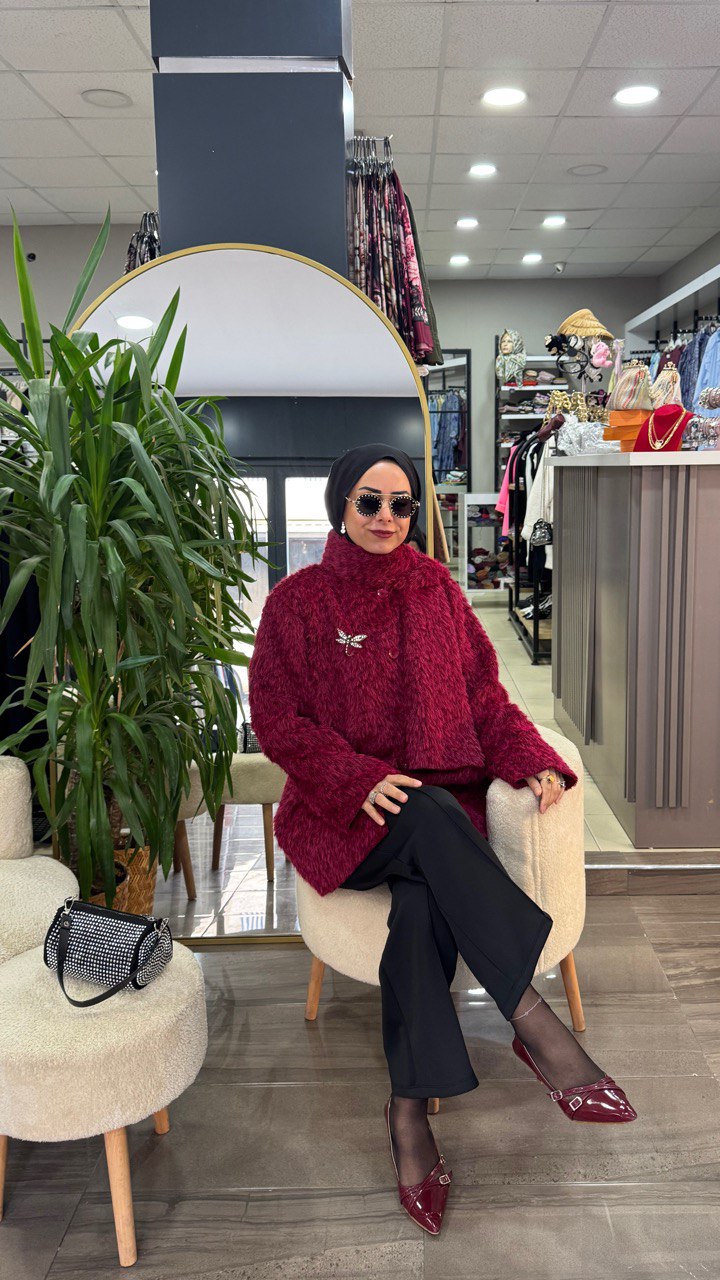 Atkı Detaylı, Önü Düğmeli, İthal Sakallı Kaşe Kumaştan Kap